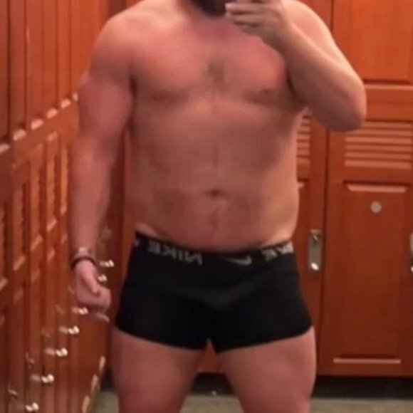 Meet your Posher, JP - Picture 3 of 3